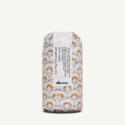 DAVINES More Inside This is a Medium Hold Modelling Gel 250 ml